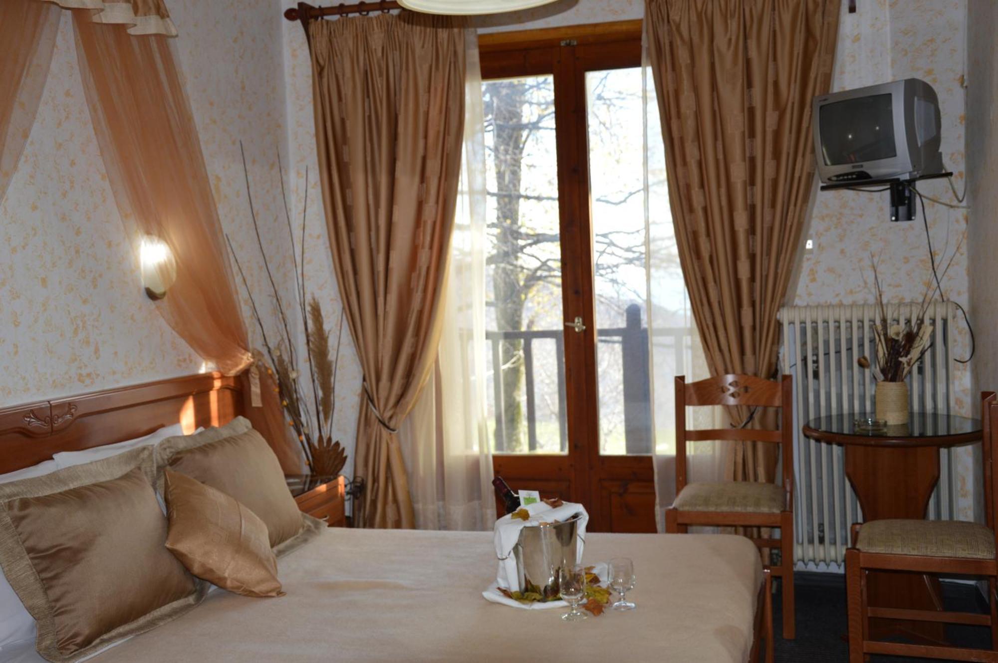 Hotel Hani Zisi هانيا الغرفة الصورة